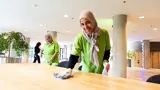 Schoonmaak Medewerkers In Kantoorpand